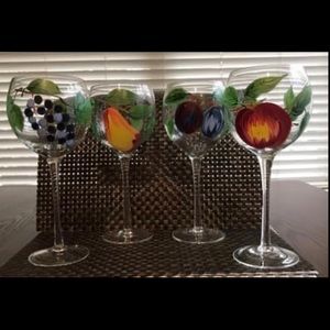 Wine glasses with ice bucket